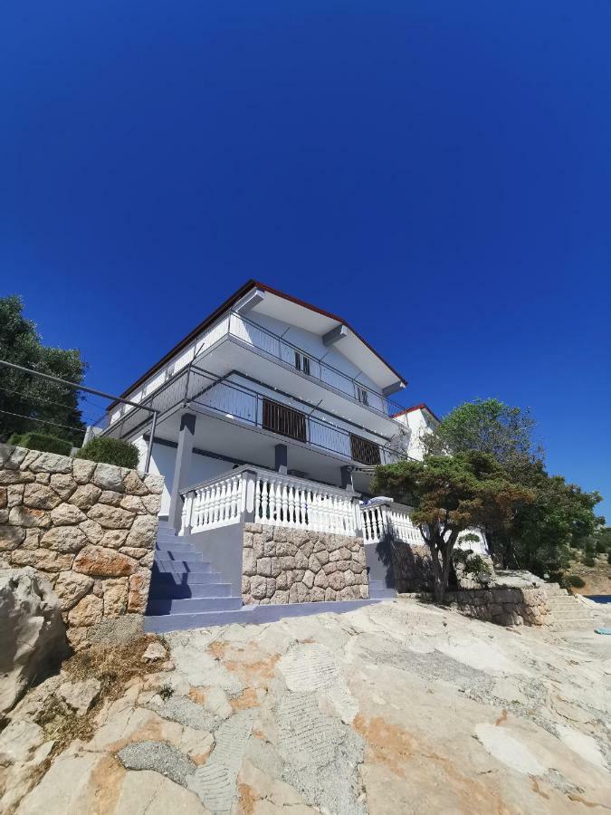 Apartmani Mila Starigrad Paklenica Buitenkant foto