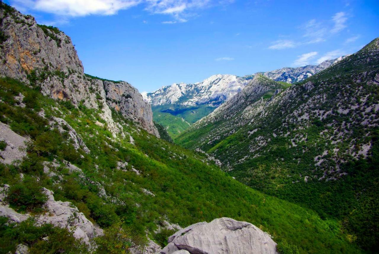 Apartmani Mila Starigrad Paklenica Buitenkant foto